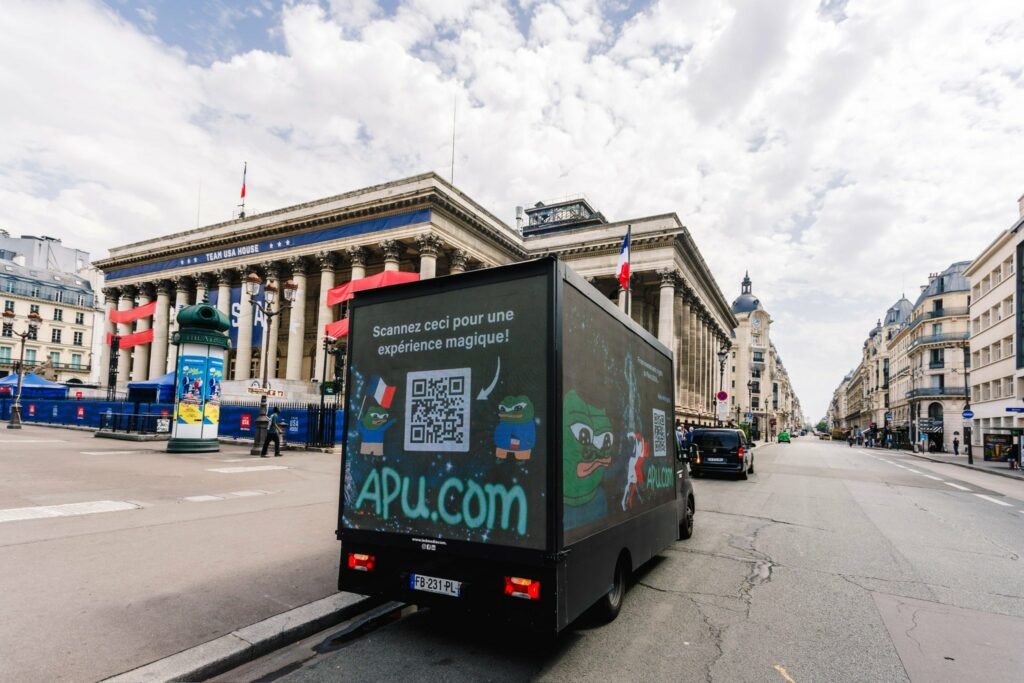 Apu LED Truck Paris 4 2024 World Olympics